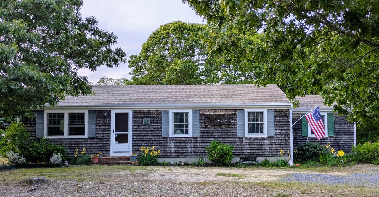 13 Pilgrim Lane - Photo 1