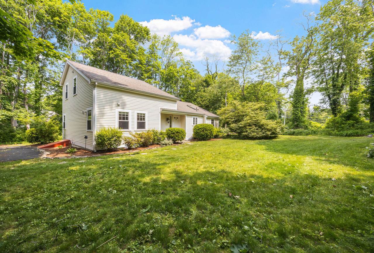 20 Olofson Drive - Photo 1