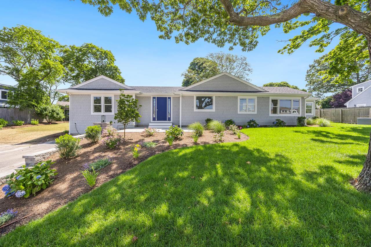 50 Falmouth Heights Road - Photo 1