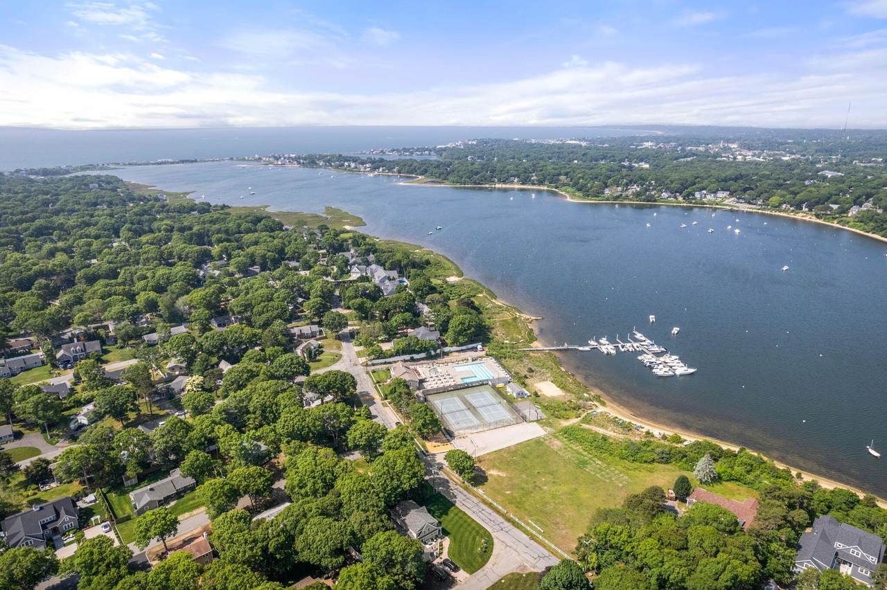 https://bt-photos.global.ssl.fastly.net/capecod/1280_boomver_1_22502935-2.jpg