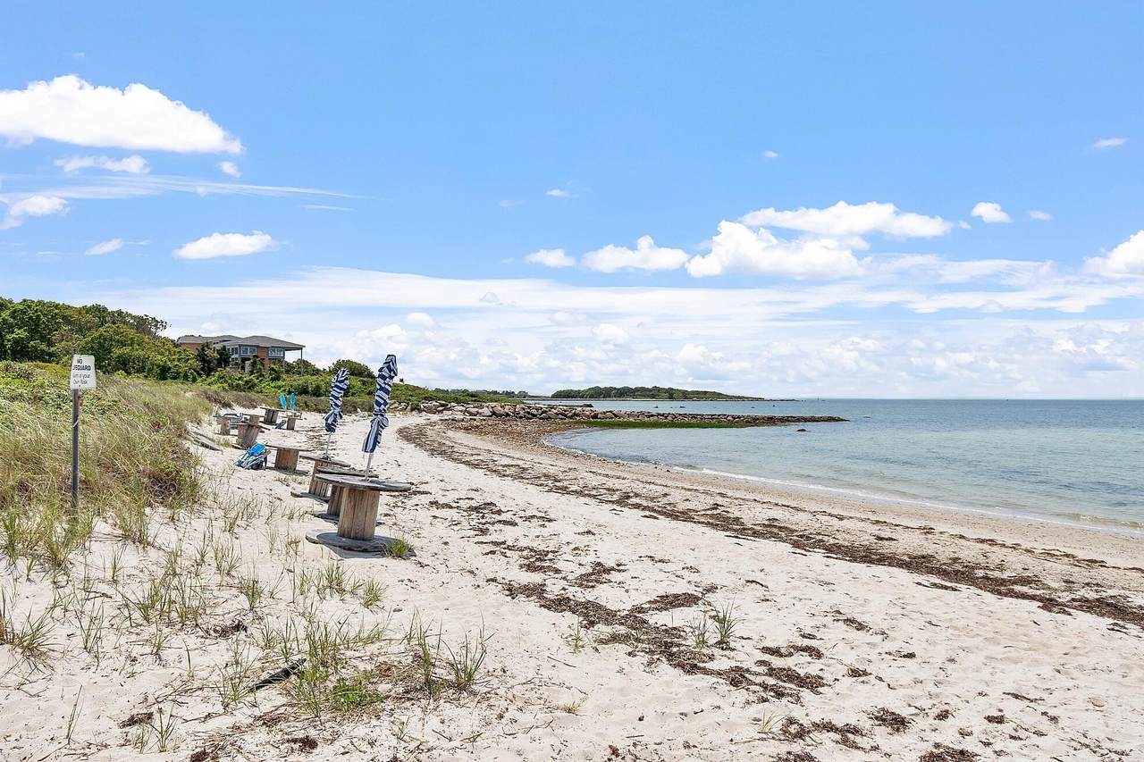 https://bt-photos.global.ssl.fastly.net/capecod/1280_boomver_1_22502954-2.jpg