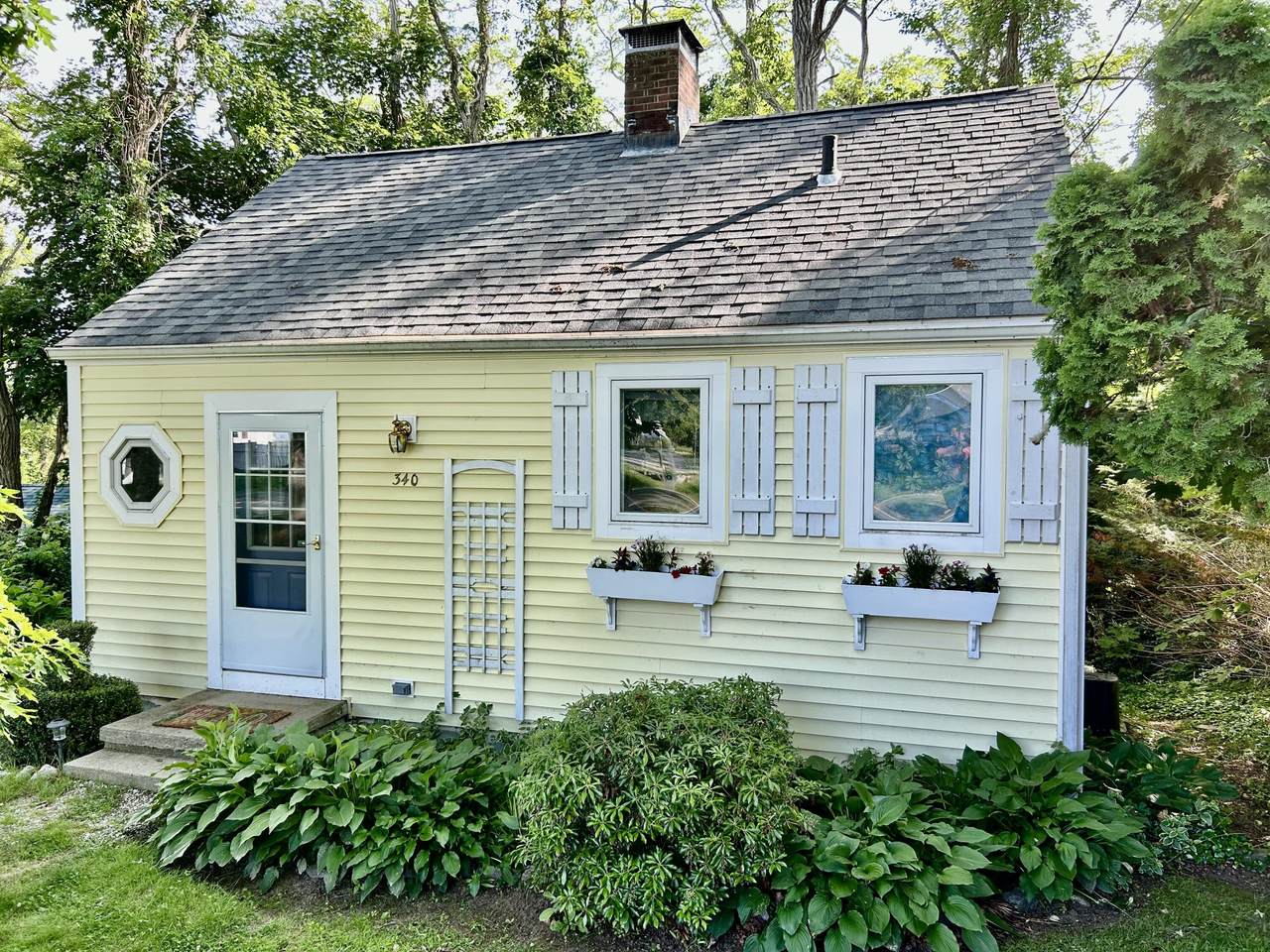 340 Boxberry Hill Road - Photo 1
