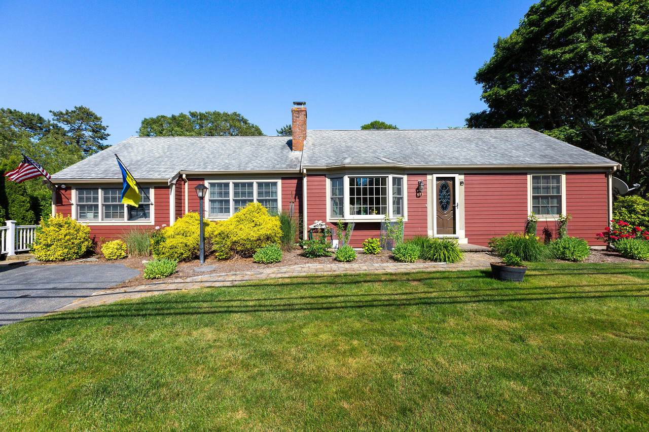 128 South Sea Avenue - Photo 1