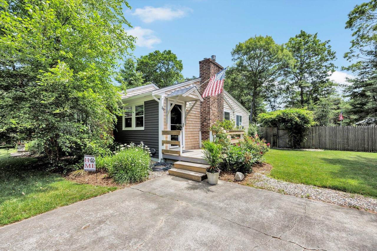 https://bt-photos.global.ssl.fastly.net/capecod/1280_boomver_1_22503138-2.jpg
