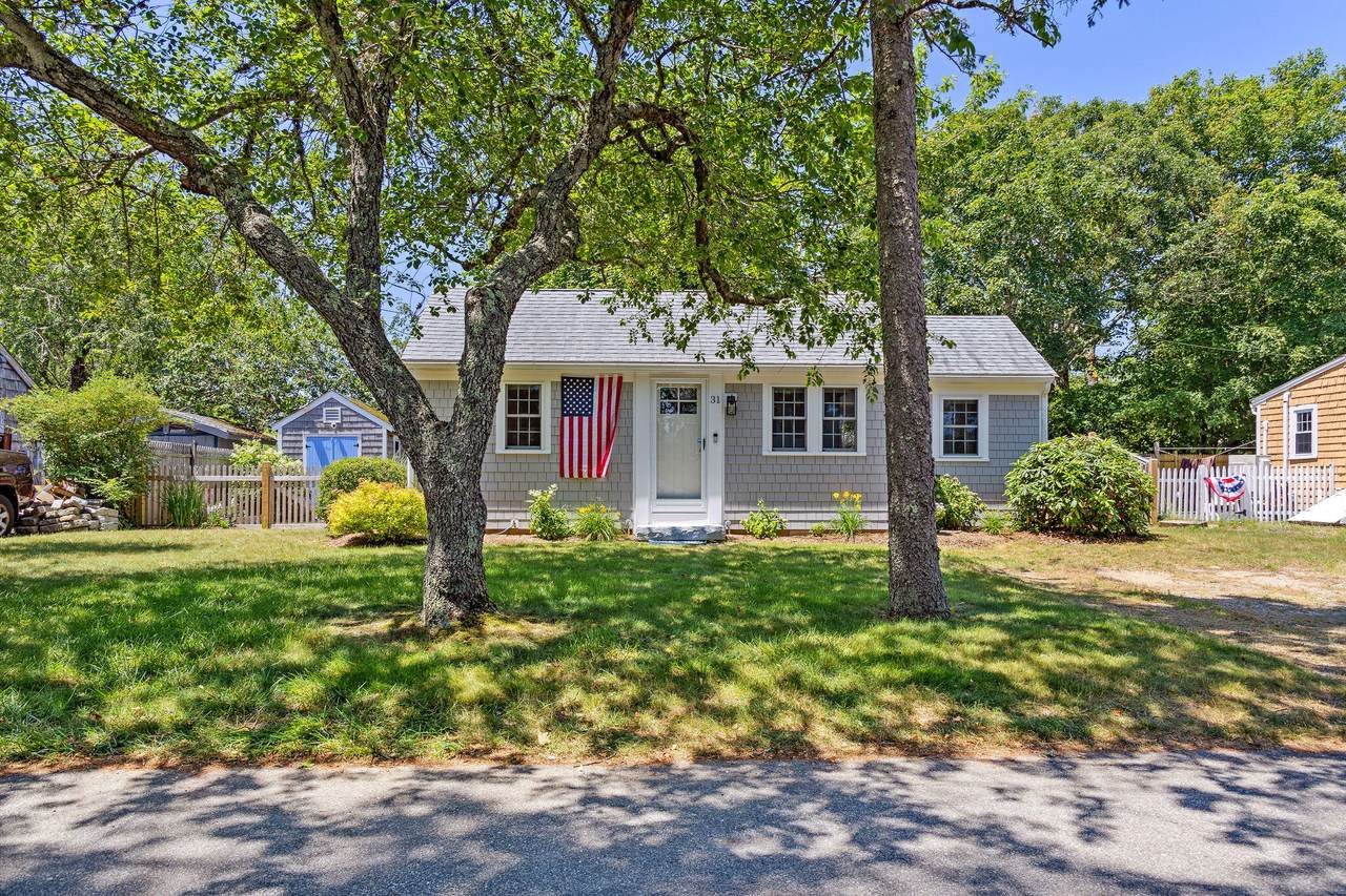 31 Chase Street - Photo 1