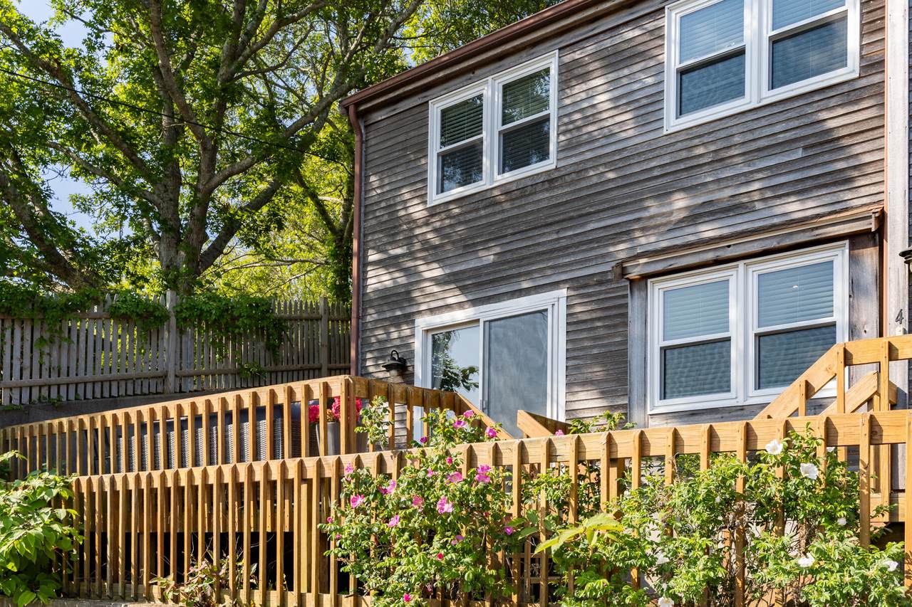 34 Winslow Street - Photo 1