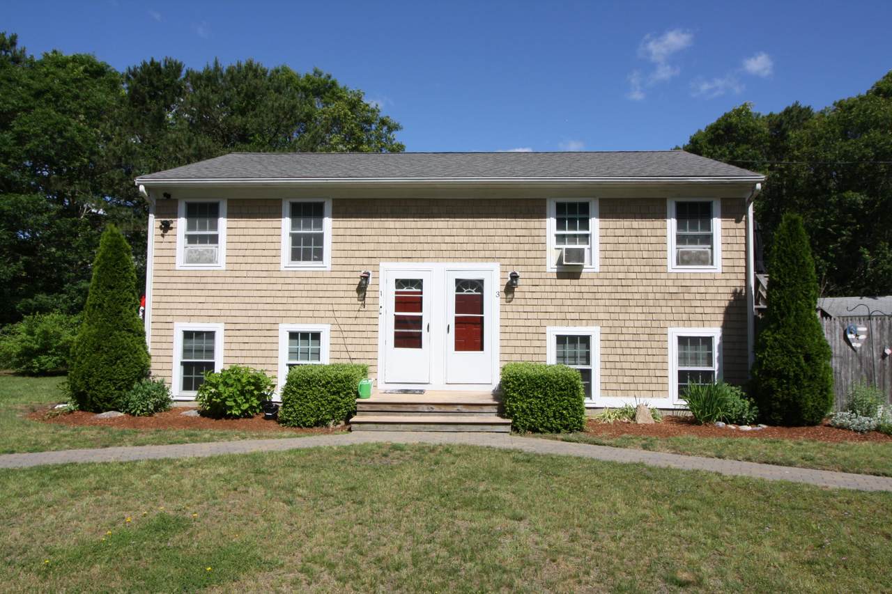 1-3 Doncaster Way - Photo 1