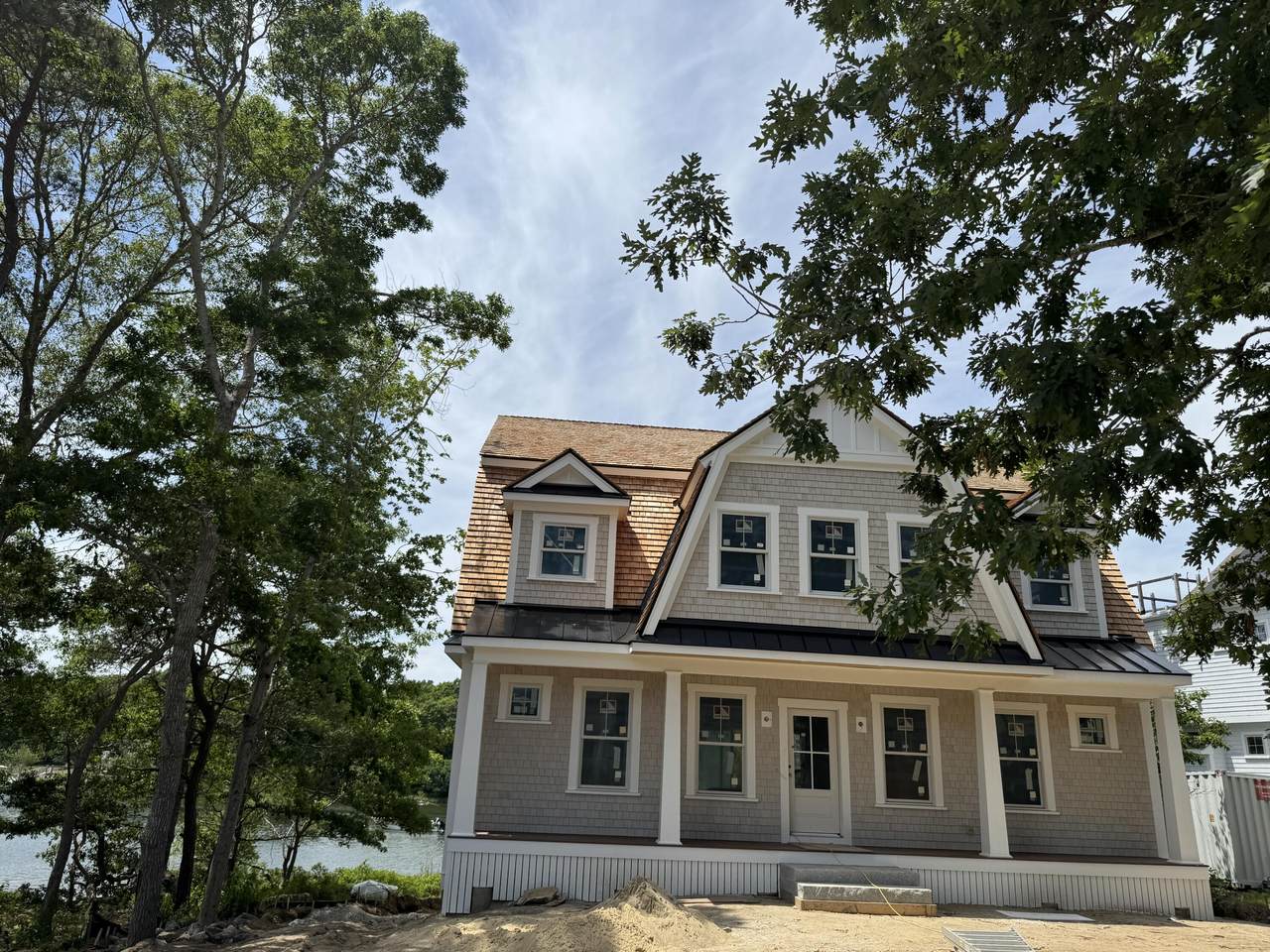285 Edgewater Drive - Photo 1