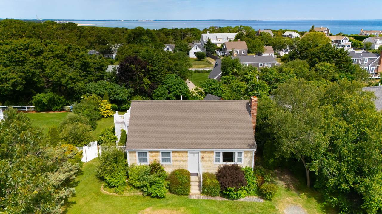 https://bt-photos.global.ssl.fastly.net/capecod/1280_boomver_1_22503210-2.jpg