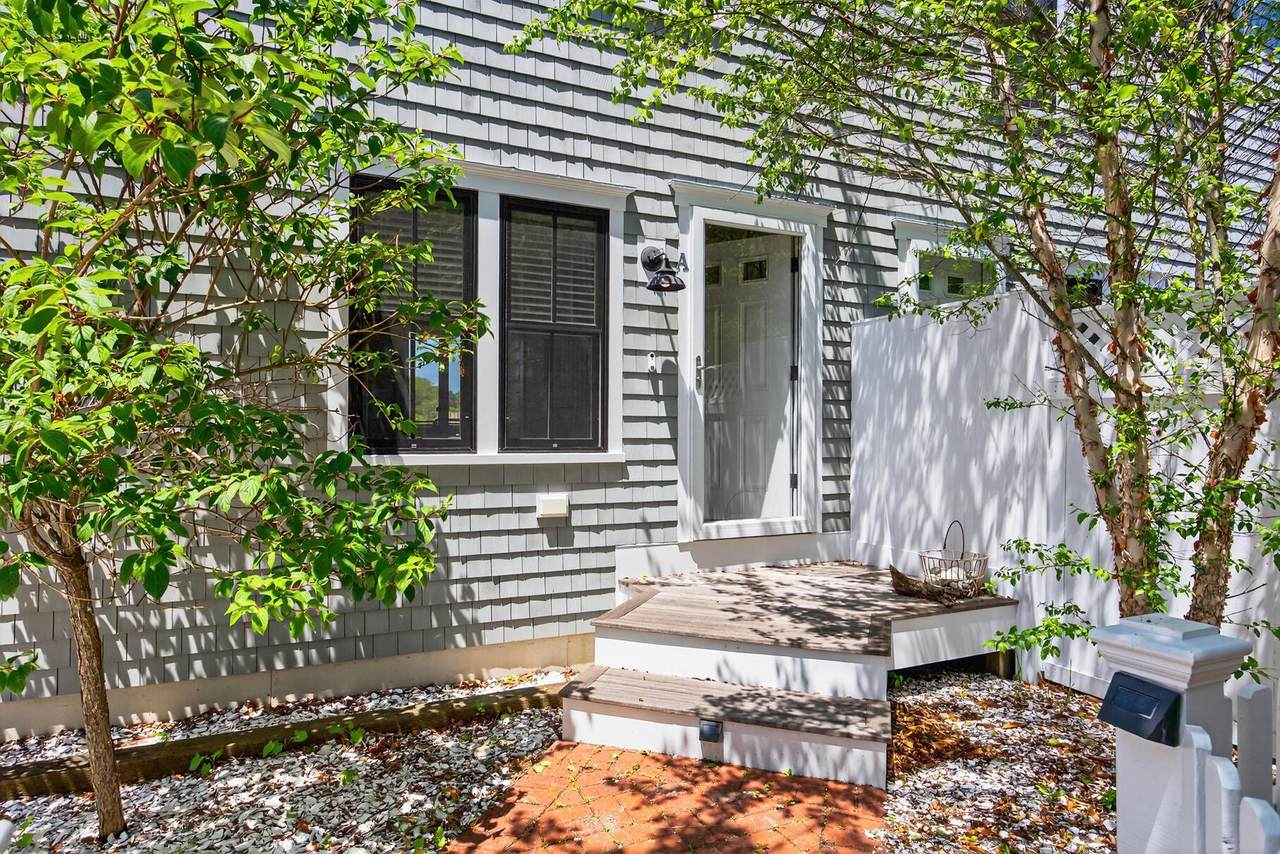 53 Vine Street - Photo 1