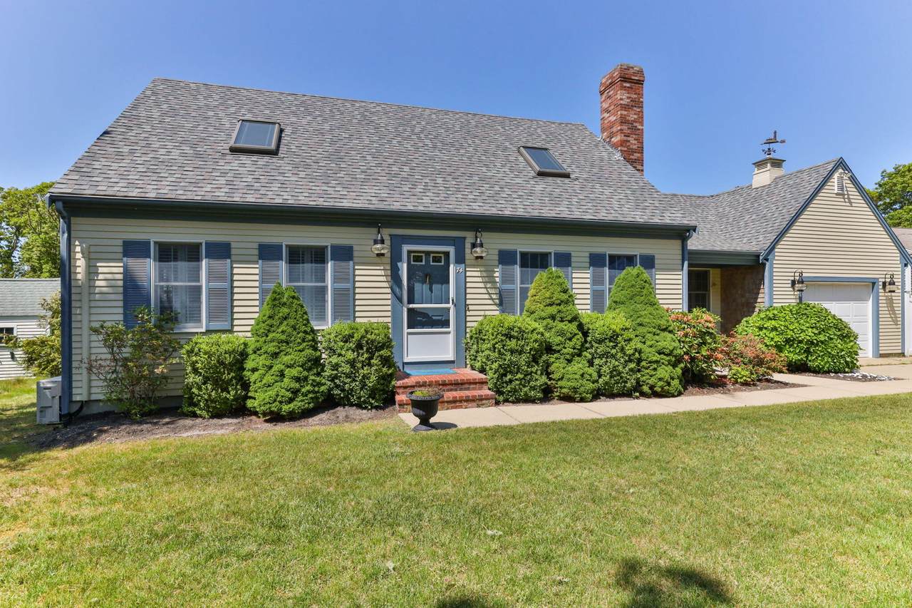74 Deering Drive - Photo 1