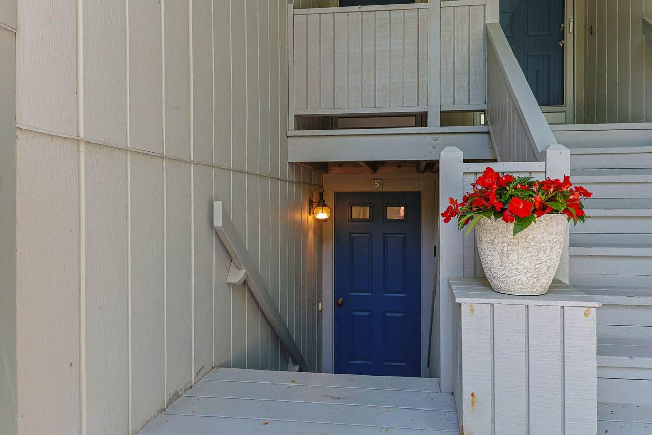 https://bt-photos.global.ssl.fastly.net/capecod/1280_boomver_1_22503332-2.jpg