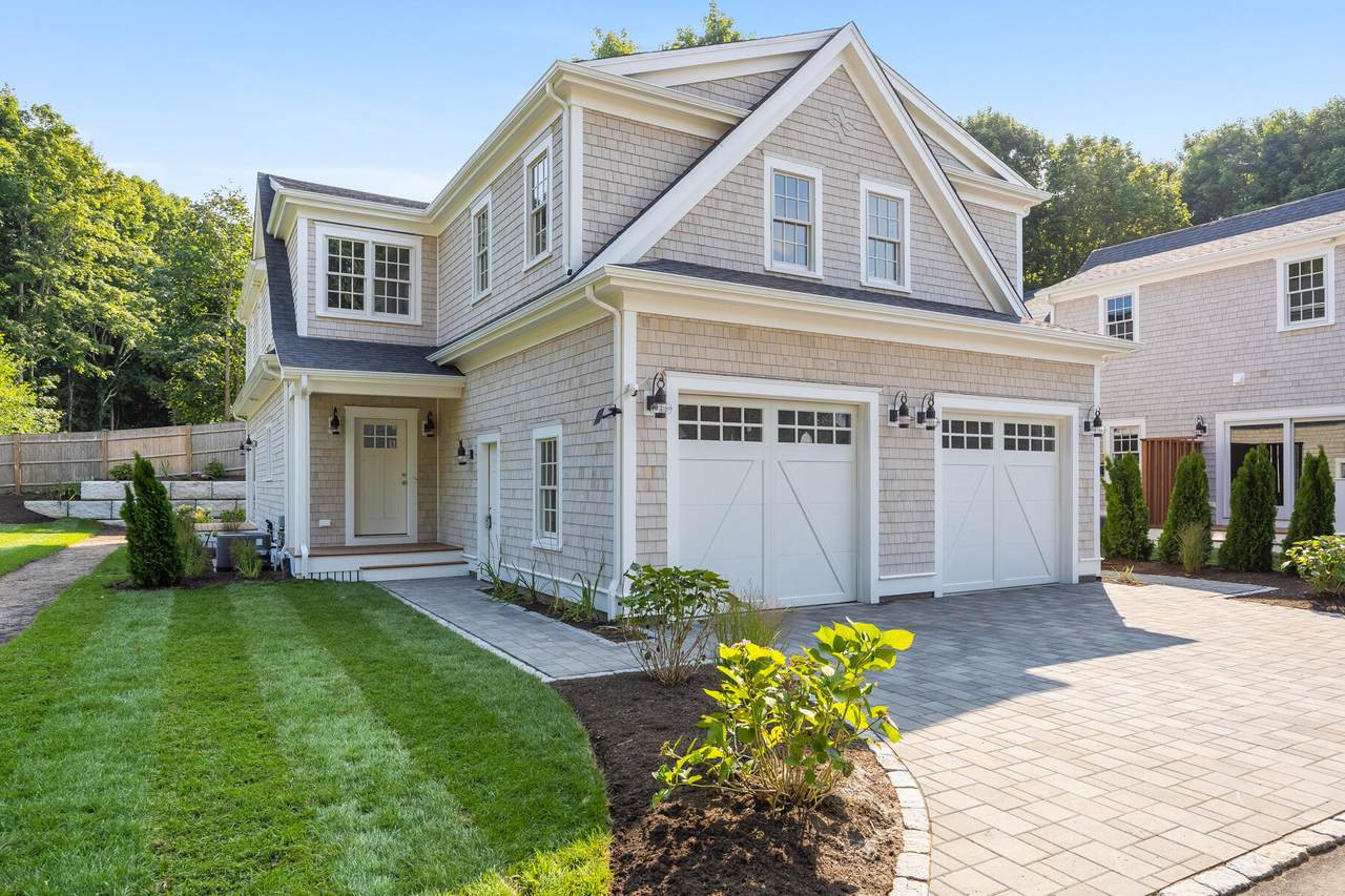 255 Old Main Road - Photo 1