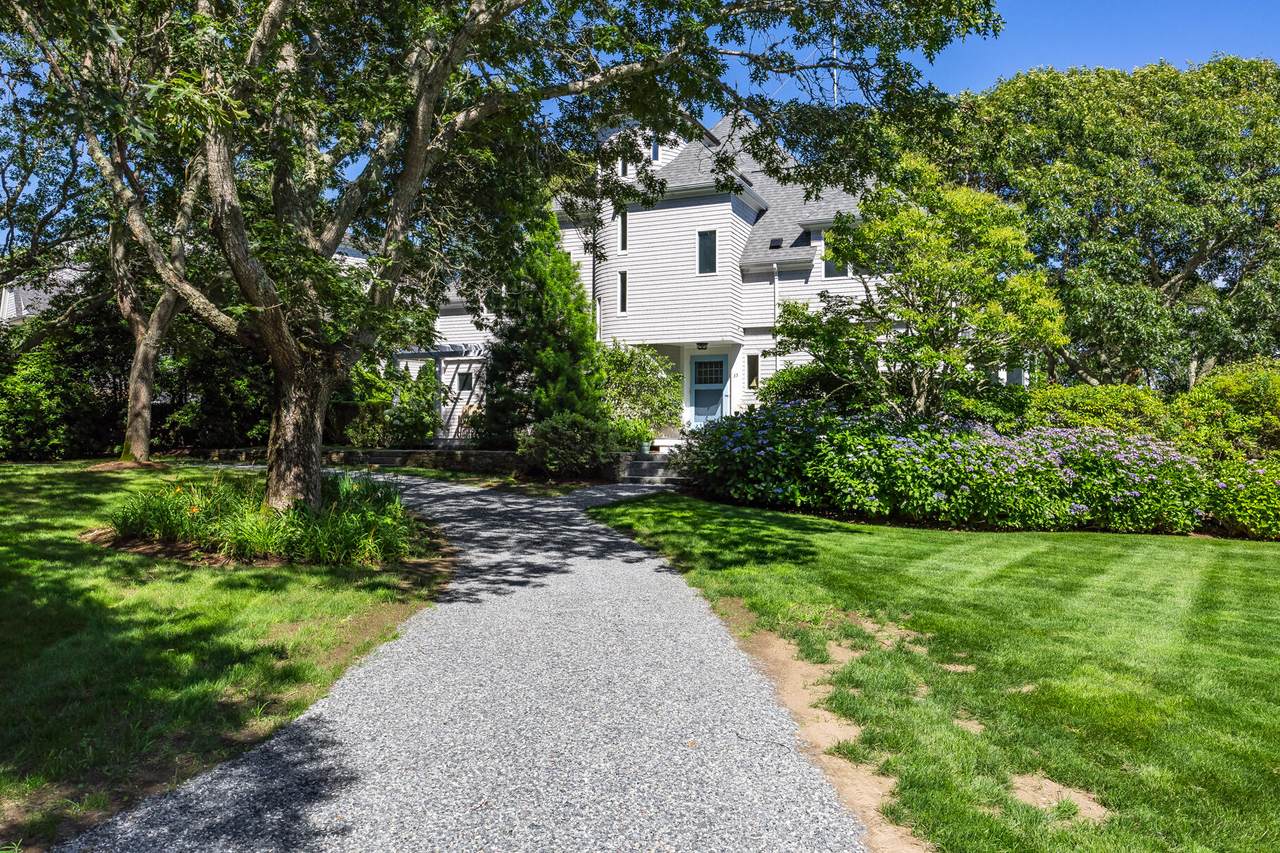 https://bt-photos.global.ssl.fastly.net/capecod/1280_boomver_1_22503461-2.jpg
