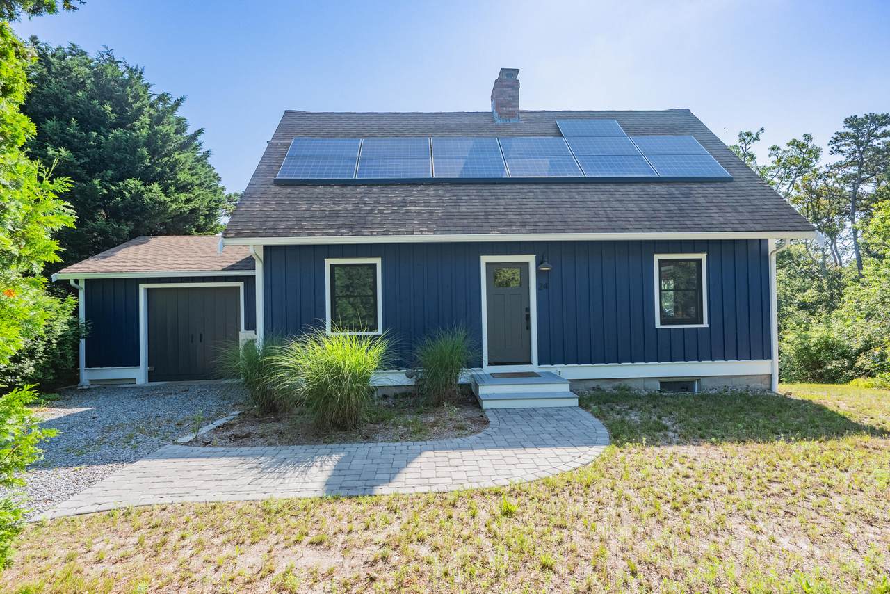 24 Chickadee Circle - Photo 1
