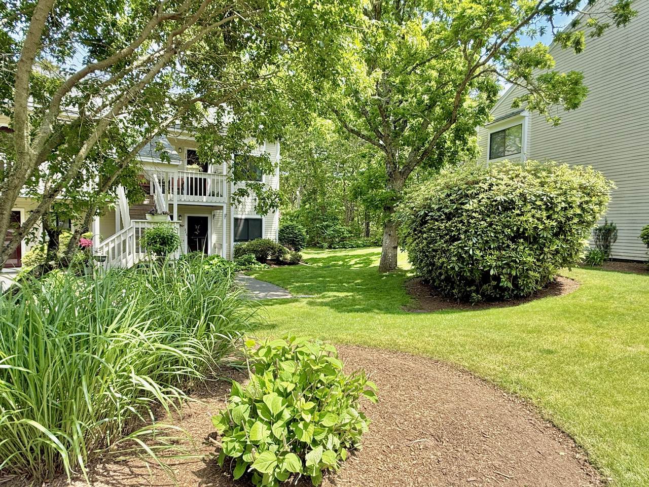 228 Eaton Lane - Photo 1