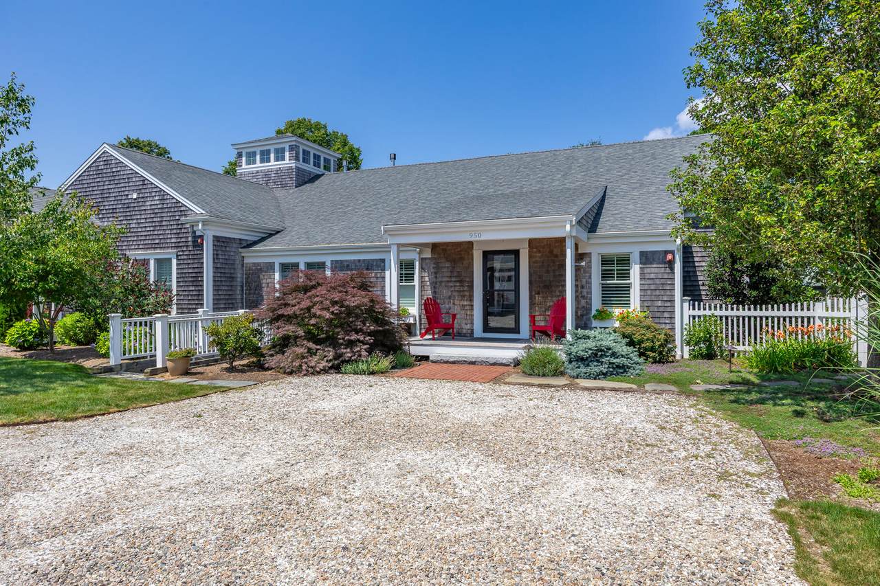 950 Massasoit Road - Photo 1