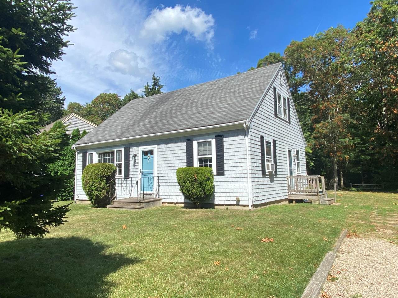 89 Shorewood Drive - Photo 1