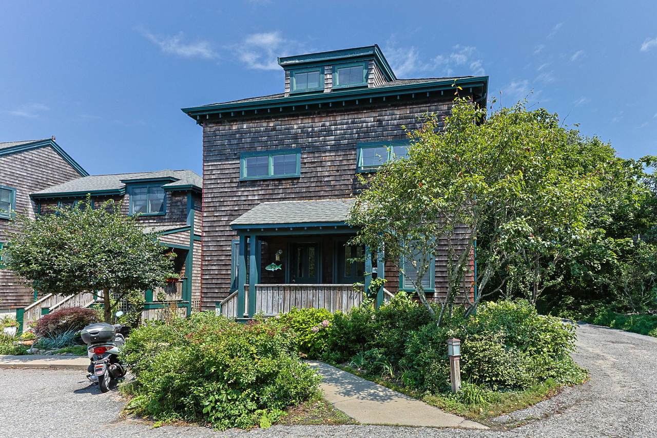 3 Meadow Road - Photo 1