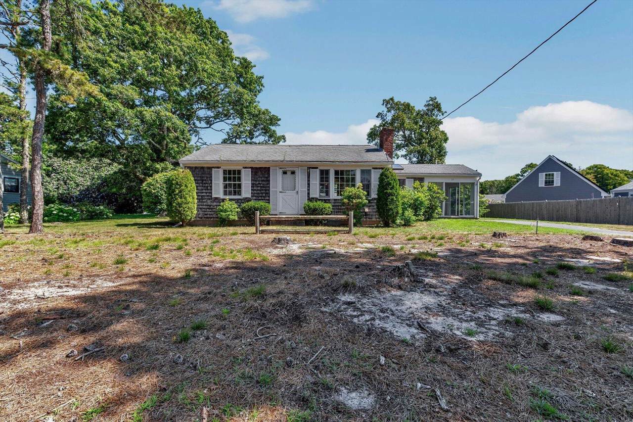 22 Maushops Path - Photo 1