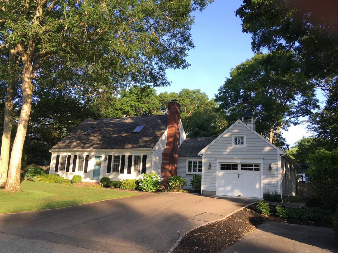 23 Seabreeze Drive - Photo 1