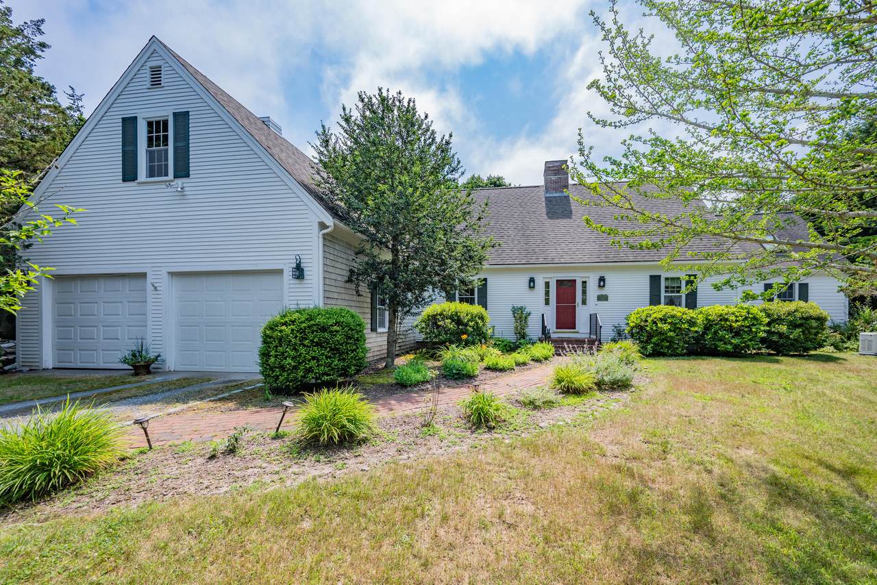 4323 Main Street - Photo 1