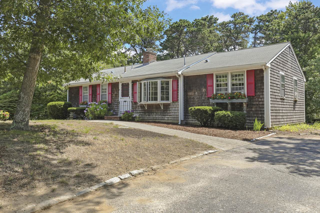 15 Driftwood Lane - Photo 1