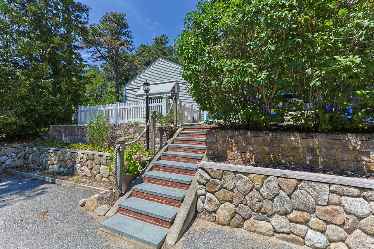 https://bt-photos.global.ssl.fastly.net/capecod/1280_boomver_2_22503793-2.jpg