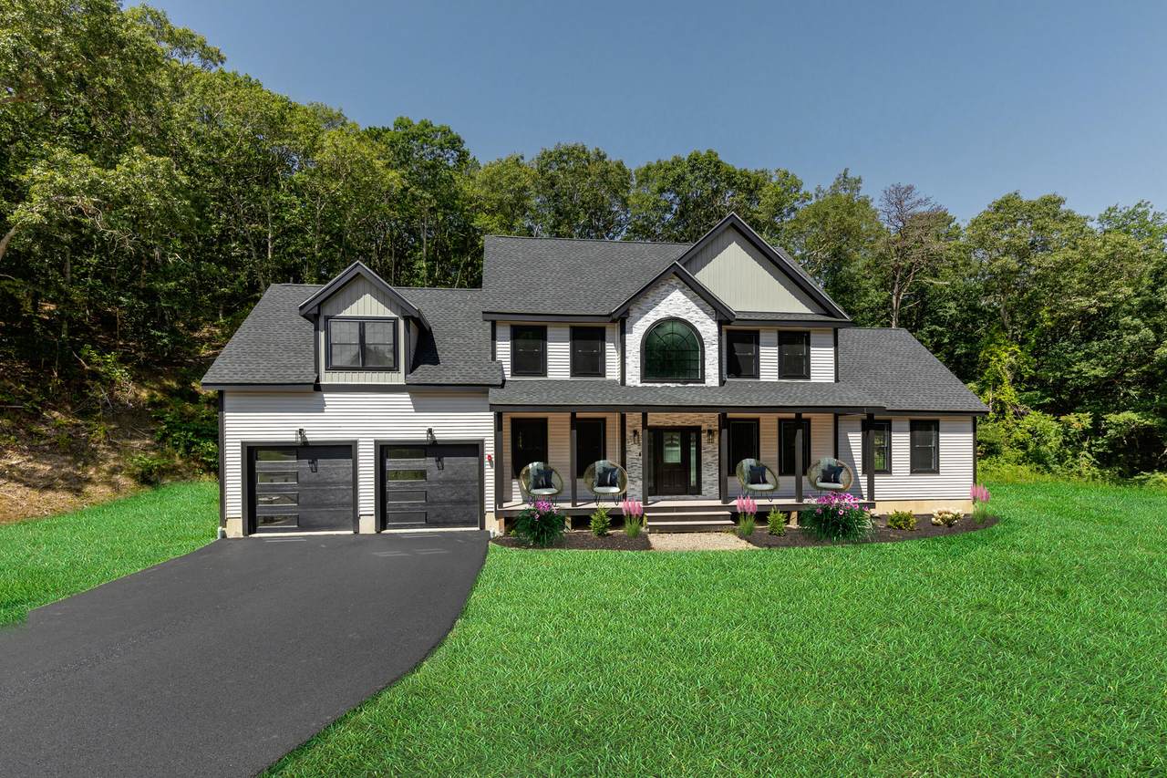 50 Wayside Lane - Photo 1