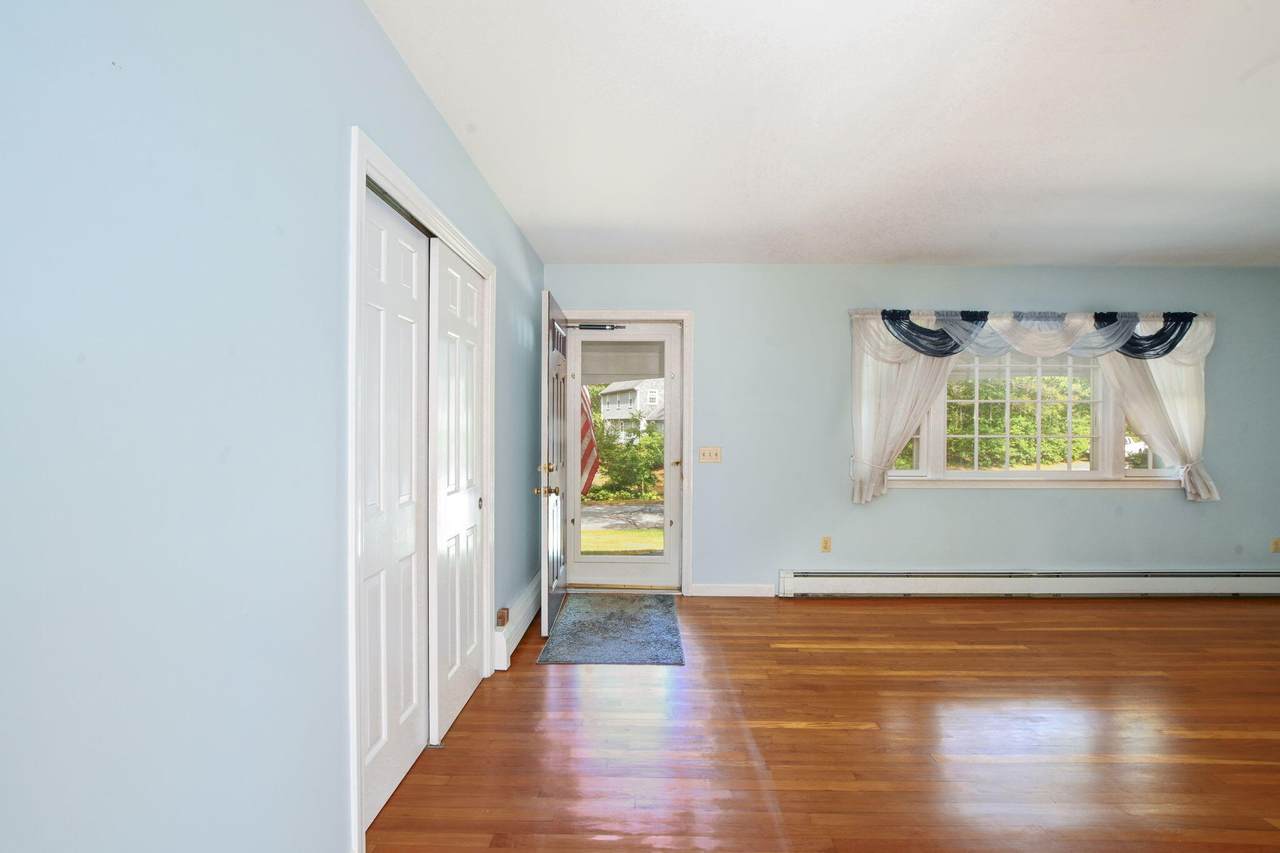 https://bt-photos.global.ssl.fastly.net/capecod/1280_boomver_1_22504086-2.jpg