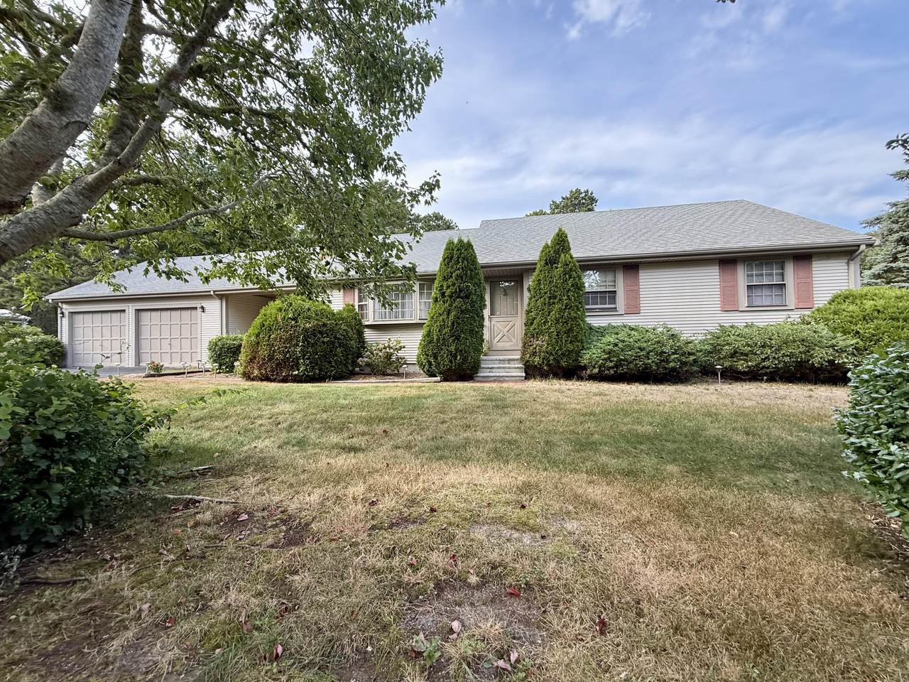 70 Poinsettia Drive - Photo 1