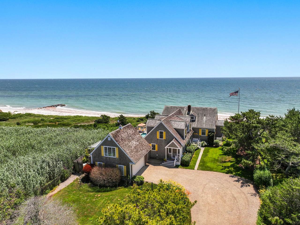 439 Sea View Avenue - Photo 1