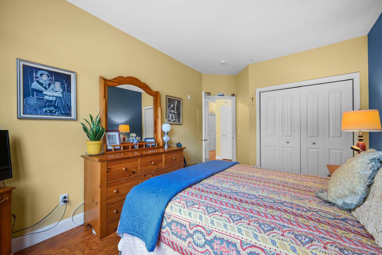 https://bt-photos.global.ssl.fastly.net/capecod/1280_boomver_1_22504286-2.jpg