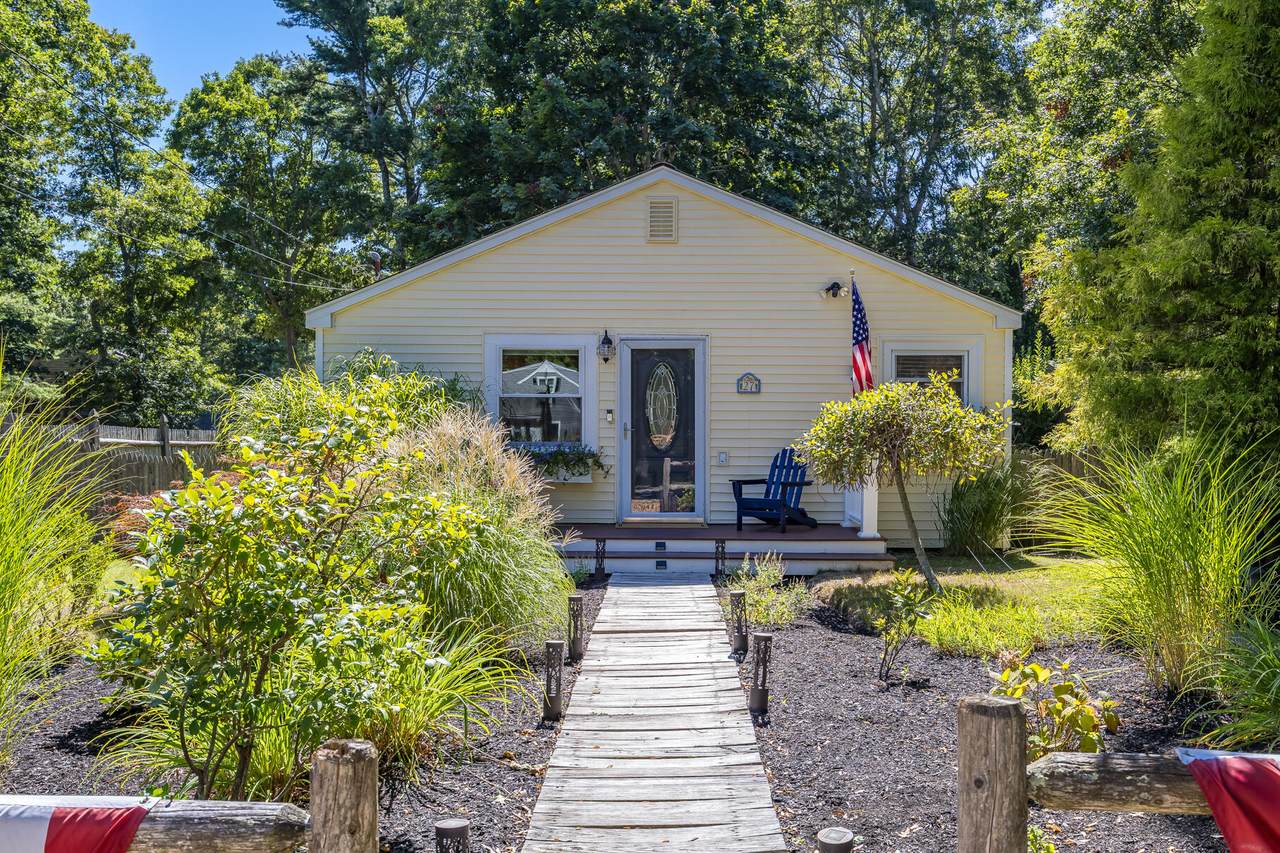 https://bt-photos.global.ssl.fastly.net/capecod/1280_boomver_1_22504291-2.jpg