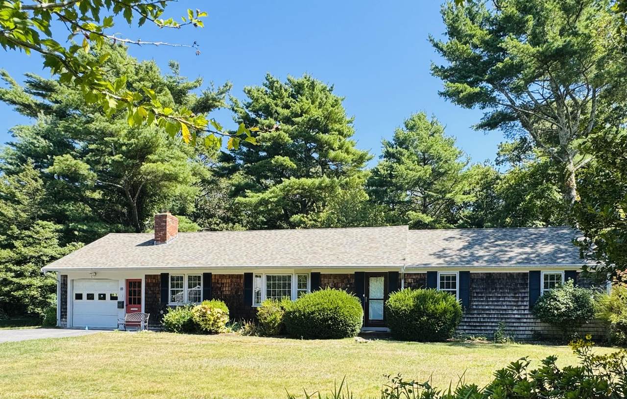 22 Monomoy Circle - Photo 1