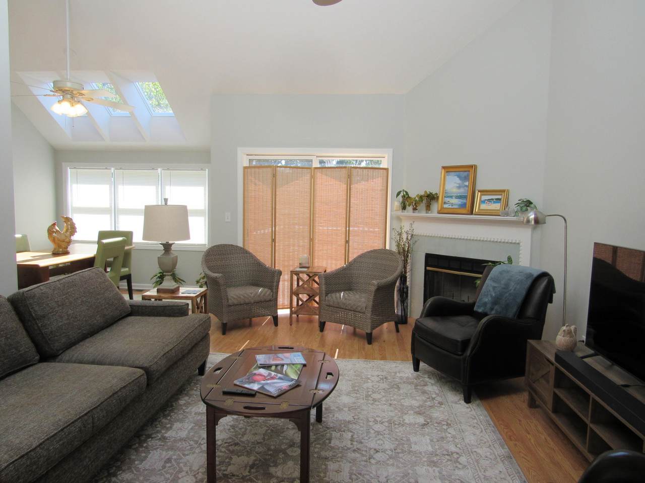 https://bt-photos.global.ssl.fastly.net/capecod/1280_boomver_1_22504821-2.jpg