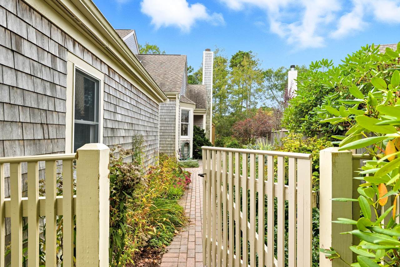https://bt-photos.global.ssl.fastly.net/capecod/1280_boomver_1_22504871-2.jpg