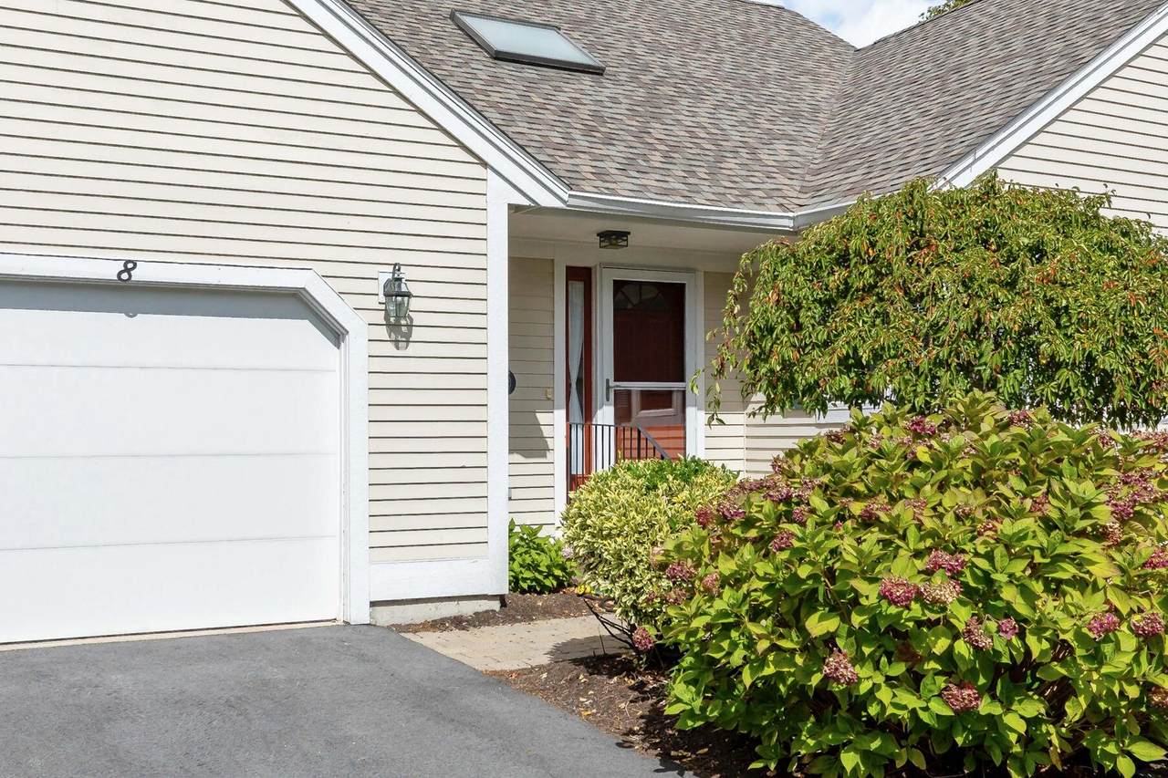 8 Chippers Lane - Photo 1