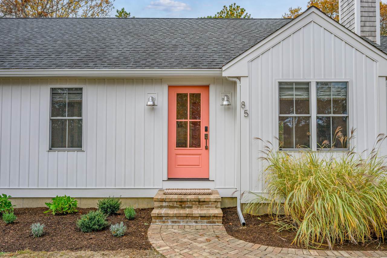 85 Kompass Drive - Photo 1