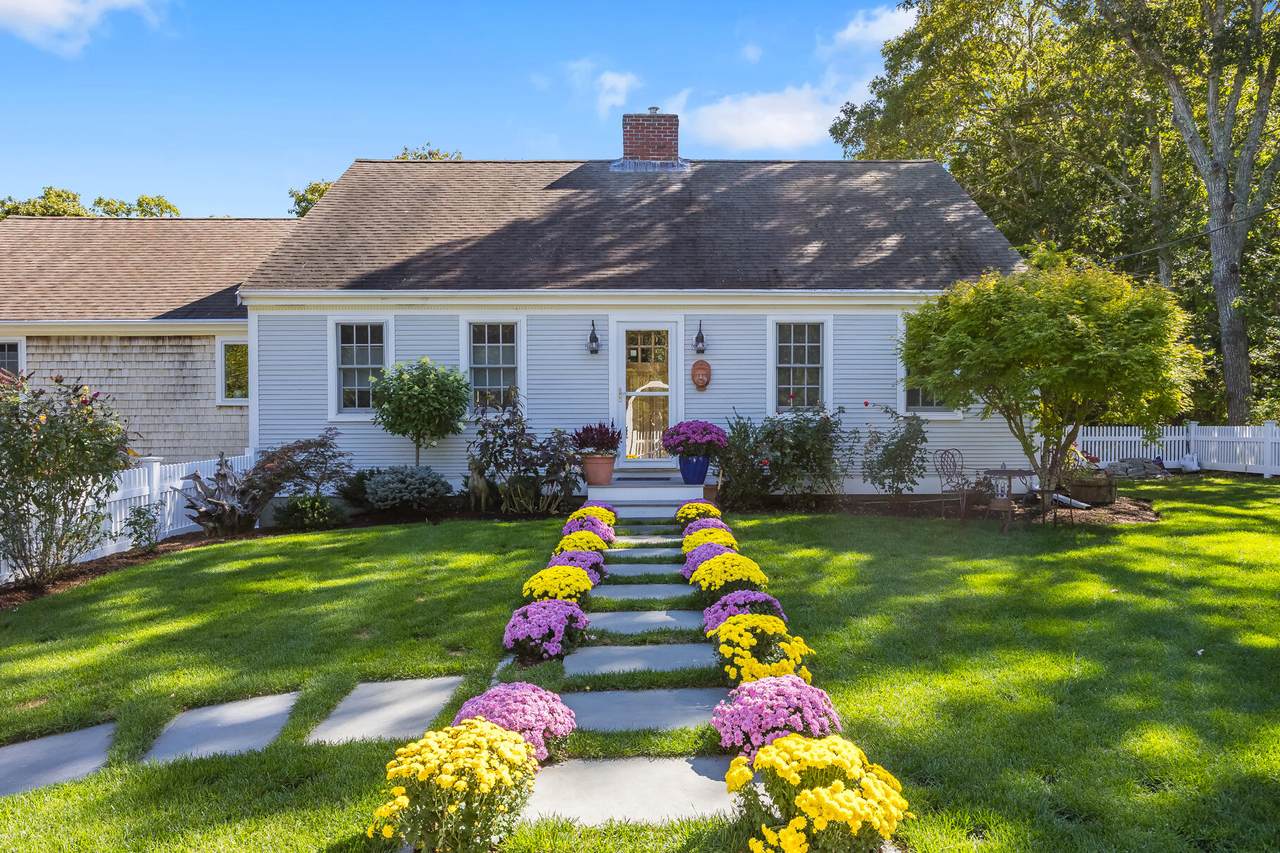 33 Pine Orchard Road - Photo 1