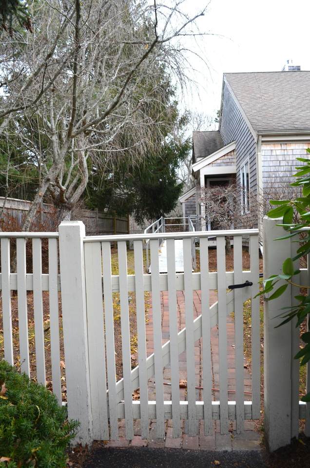 100 Kates Path - Photo 1