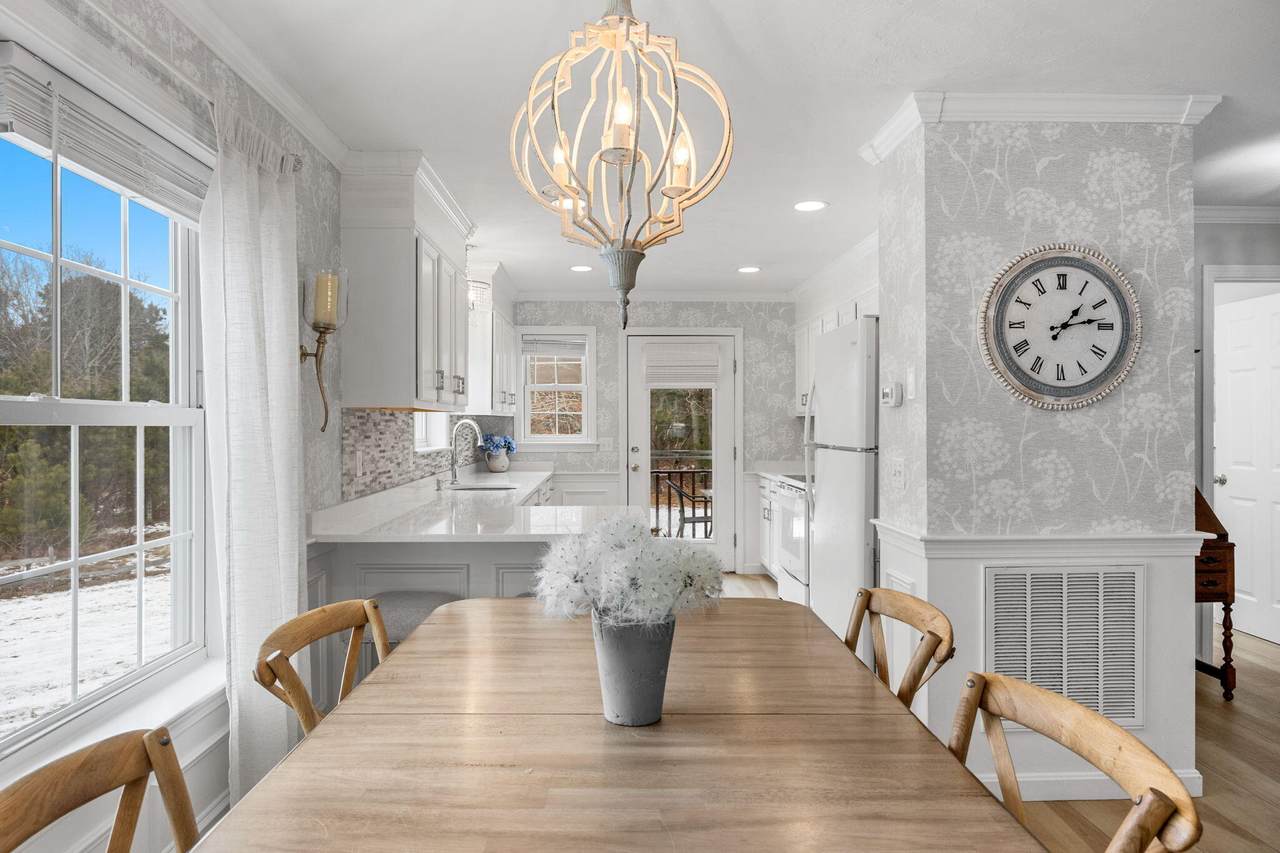 32 Carleton Street - Photo 1