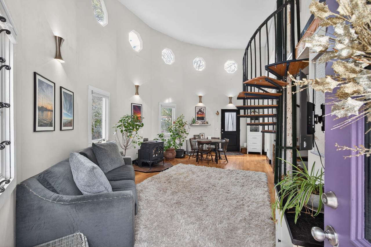 19 Old Bridge Road - Photo 1