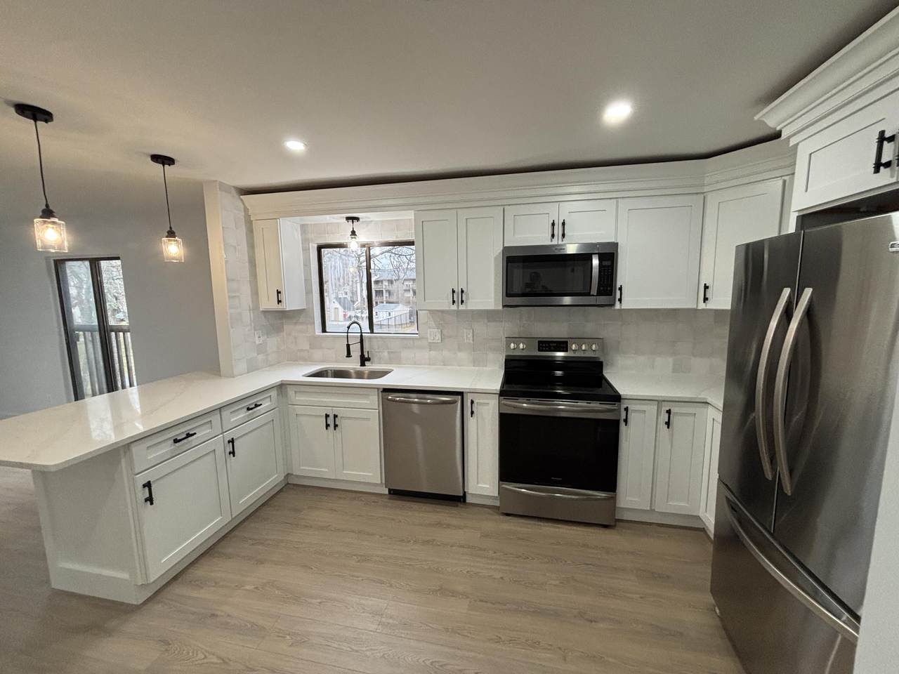 800 Bearses Way - Photo 1