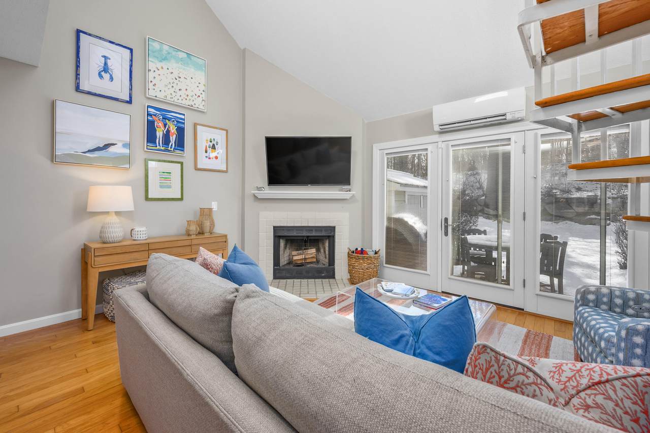 14 Howland Circle - Photo 1