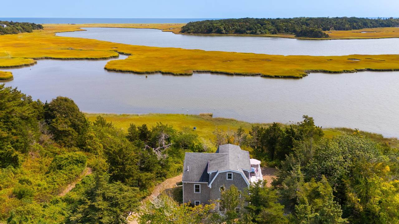 https://bt-photos.global.ssl.fastly.net/capecod/1280_boomver_1_22600698-2.jpg