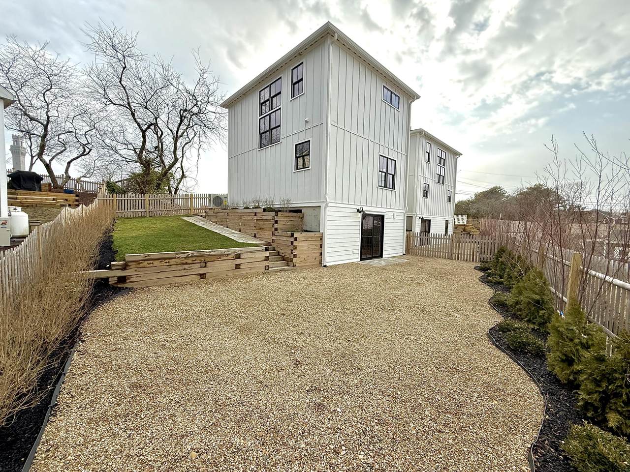 29 Cemetery Road - Photo 1