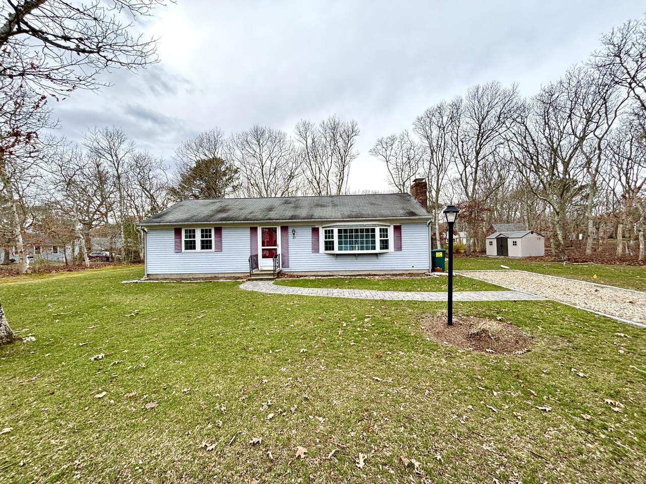39 Whittier Drive - Photo 1