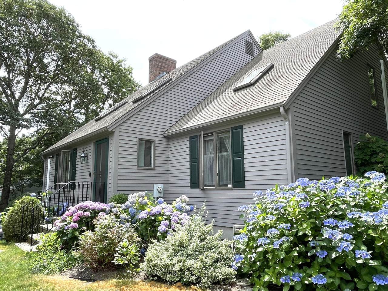 79 Waterside Drive - Photo 1