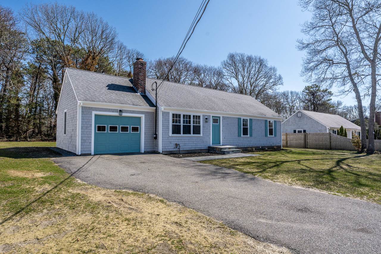 https://bt-photos.global.ssl.fastly.net/capecod/1280_boomver_1_22600961-2.jpg